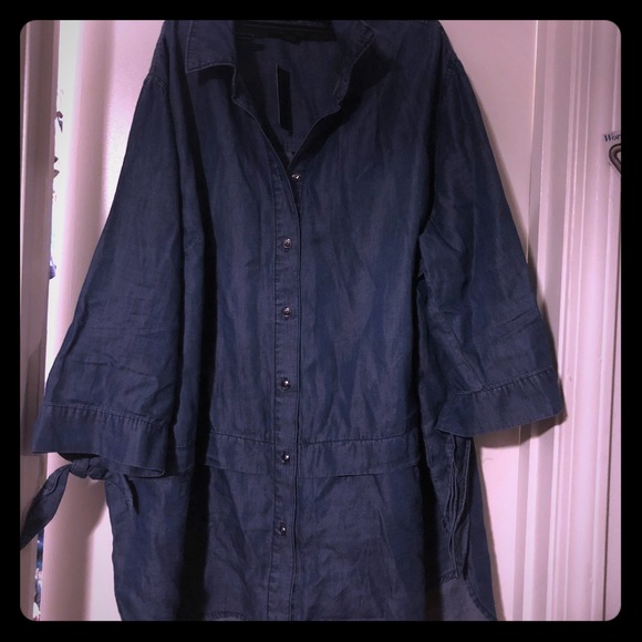 Denim button down top - Picture 2 of 5